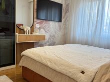 Apartamet fantastik 1+1 me qera te Rruga e Barrikadave