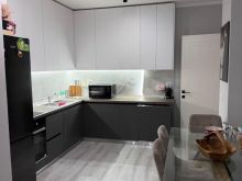 🏡✨ **SHITET APARTAMENT 1+1 – LIQENI I THATË, RRUGA PETI** ✨