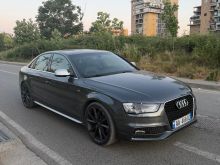 Audi A4 model S Line FABRIKE