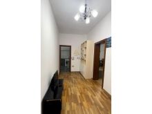 Jepet me qera 1+1, sip. 85m² ne Sauk