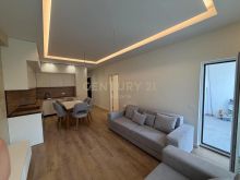 Apartament 2+1 me Qira – Rruga e Barrikadave
