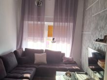 APARTAMENT ME QERA 1+1 ALI DEMI 50.000 LEKE FH-82617