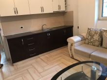 Jepet me qera Apartament 1+1 ne rrugen Pandi Stillu Tirane.