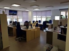 JEPET ZYRE 120 M2 ME QIRA TE KOMUNA E PARISIT 1.800 EURO