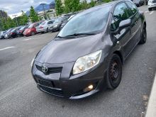 shitet toyota auris 1.4 tdi diesel kamio automatike viti 200