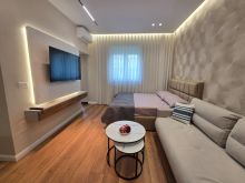 🏡 SHITET APARTAMENT 1+1 – PAZARI I RI, RR. HOXHA TAHSIM