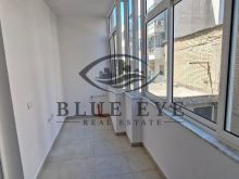Shitet Apartament 3+1+2 pranë Tregut të Vogël Industrial!