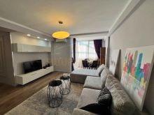 0683487469 Shitet, Apartament 1+1, Blloku, Tiranë