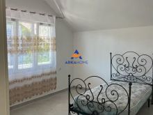 JEPET APARTAMENT 2+1 ME QERA \"PAS CORNEUM, YZBERISHT\" 400 EU