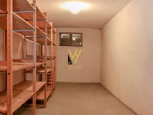 JEPET AMBIENT BIZNESI 80 M2 ME QERA NE PORCELAN 1.200 EURO