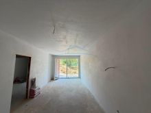 0696069906 Shitet , Apartament 1+1 , Liqeni i thate , Tirane