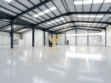 JEPET MAGAZINE 800 M2 ME QIRA NE KOMBINAT 260.000 LEKE