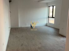 JEPET ZYRE 90 M2 ME QIRA TE MYSLYM SHYRI 800 EURO