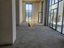 EPET DYQAN 132 M2 ME QERA TE ISH FUSHA AVIACIONIT 1.000 EURO