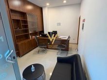 JEPET AMBIENT BIZNESI 308 M2 ME QIRA TE MINE PEZA 3.000 EURO